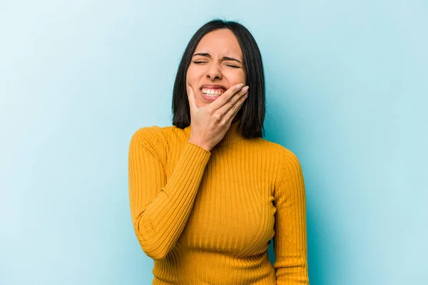 Young Hispanic Woman Isolated Blue Background Having Strong Teeth Pain — Stock Photo, Image