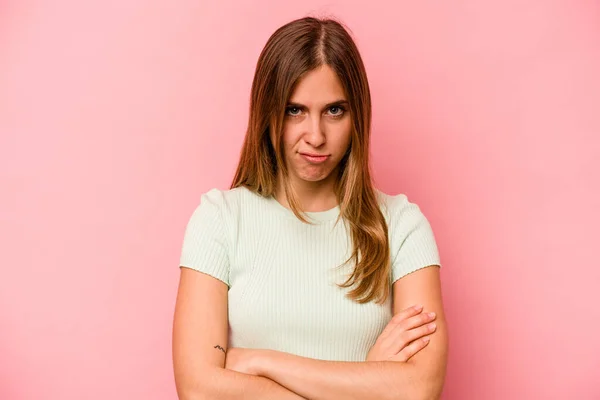 Mulher Caucasiana Jovem Isolado Fundo Rosa Infeliz Olhando Câmera Com — Fotografia de Stock