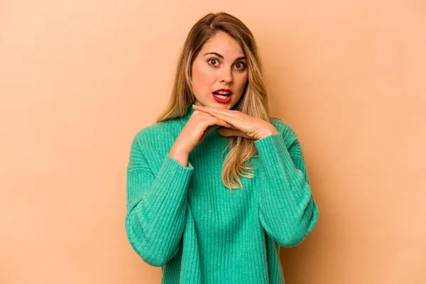 Young Caucasian Woman Isolated Beige Background Praying Luck Amazed Opening — Stock Photo, Image