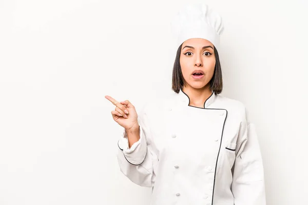 Young Hispanic Chef Woman Isolated White Background Pointing Side — Stockfoto