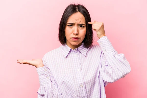 Jonge Spaanse Vrouw Geïsoleerd Roze Achtergrond Tonen Een Teleurstelling Gebaar — Stockfoto