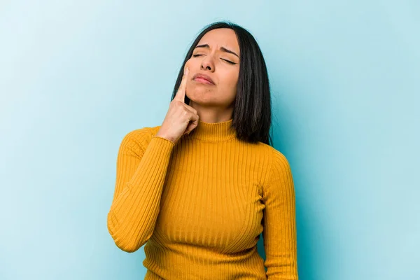 Young Hispanic Woman Isolated Blue Background Crying Unhappy Something Agony — Stock Photo, Image