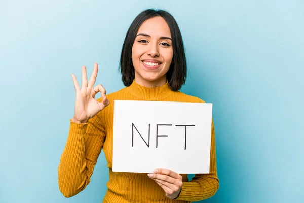 Young Hispanic Woman Holding Nft Placard Isolated Blue Background Cheerful — Stock Photo, Image