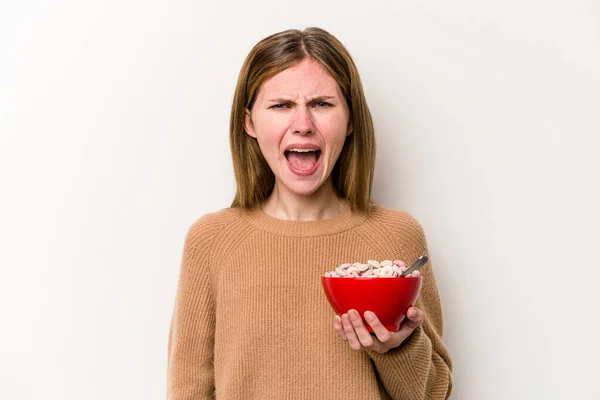 Ung Engelsk Kvinna Äter Spannmål Isolerad Vit Bakgrund Skriker Mycket — Stockfoto