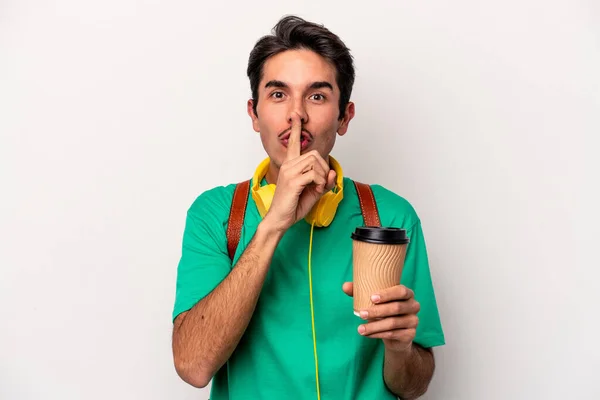 Mladý Běloch Student Muž Pití Kávy Izolované Bílém Pozadí Udržení — Stock fotografie