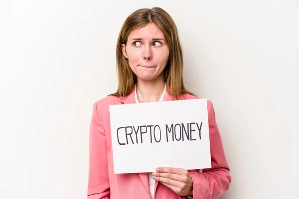Jeune Femme Affaires Anglaise Tenant Une Plaque Argent Crypto Isolé — Photo