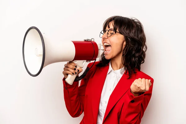 Jovem Empresária Hispânica Segurando Megafone Isolado Fundo Branco — Fotografia de Stock