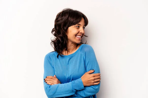 Young Hispanic Woman Isolated White Background Laughing Having Fun — Fotografia de Stock