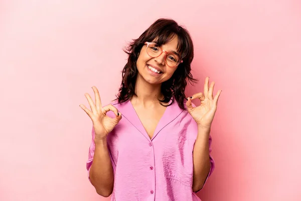 Young Hispanic Woman Isolated Pink Background Cheerful Confident Showing Gesture — Stock Photo, Image