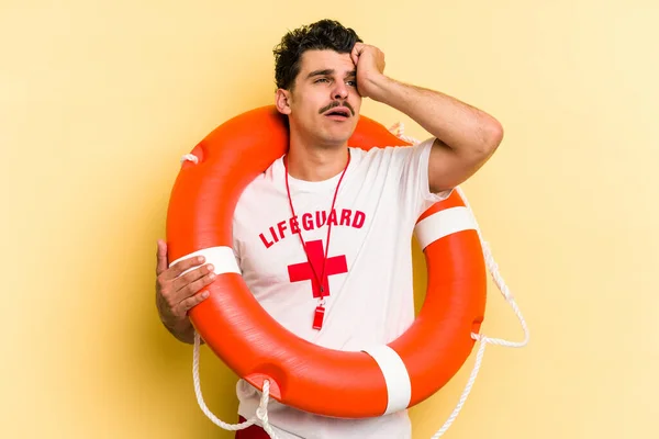 Young Caucasian Lifeguard Man Isolated Yellow Background Being Shocked She — 图库照片