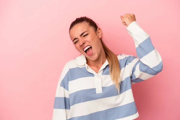 Young Russian Woman Isolated Pink Background Shocked Covering Mouth Hands — Stock Photo, Image