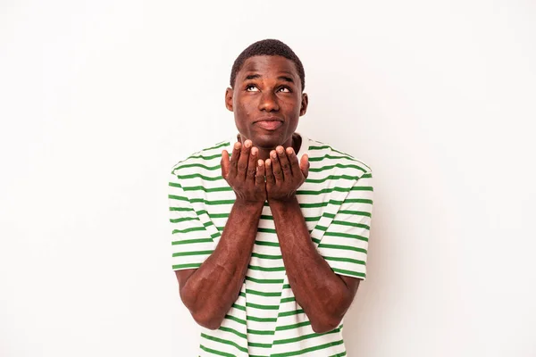 Joven Africano Americano Hombre Aislado Blanco Fondo Plegable Labios Celebración — Foto de Stock