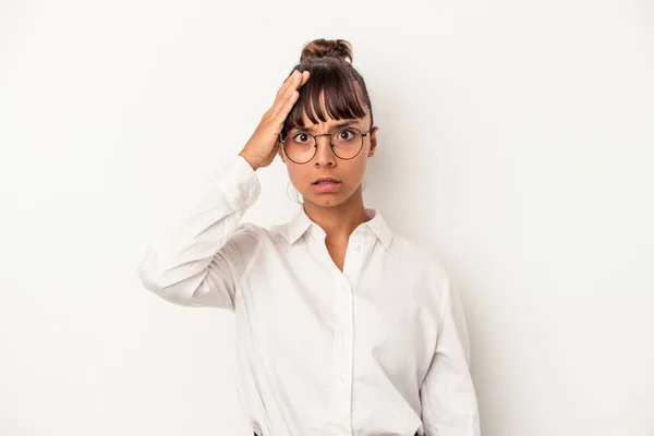Junge Geschäftsfrau Mit Gemischter Rasse Isoliert Auf Weißem Hintergrund Ist — Stockfoto