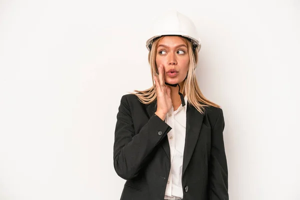 Young Caucasian Architect Woman Wearing Helmet Isolated White Background Saying — 图库照片