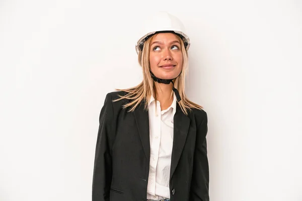 Young Caucasian Architect Woman Wearing Helmet Isolated White Background Dreaming — Stockfoto