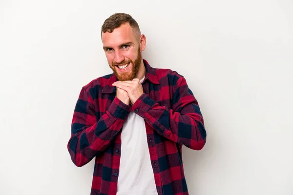 Giovane Uomo Caucasico Isolato Sfondo Bianco Tiene Mani Sotto Mento — Foto Stock