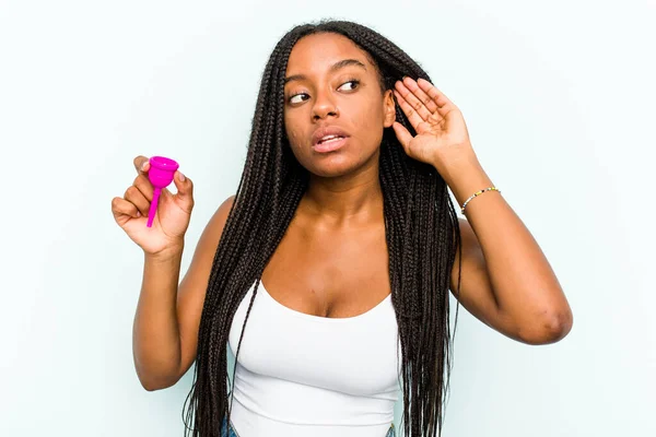 Young African American Woman Holding Menstrual Cup Isolated Blue Background — Stock Photo, Image