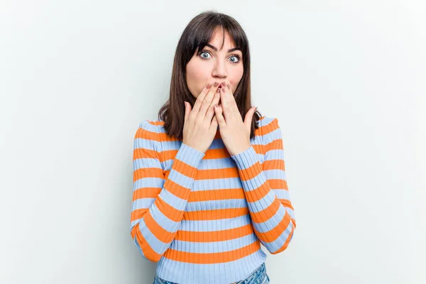 Young Caucasian Woman Isolated White Background Shocked Covering Mouth Hands — Stock Photo, Image