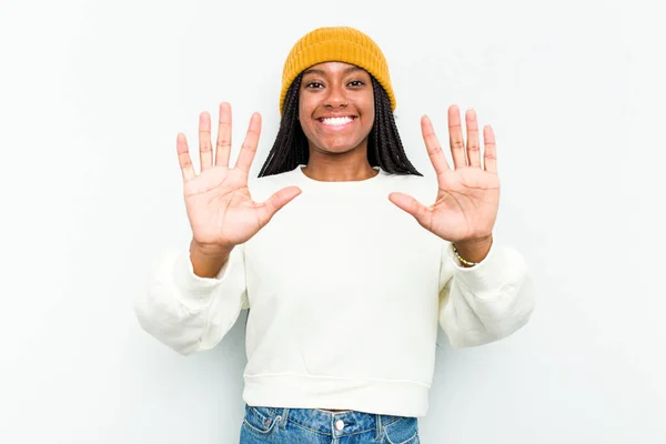 Jeune Femme Afro Américaine Isolée Sur Fond Blanc Montrant Numéro — Photo