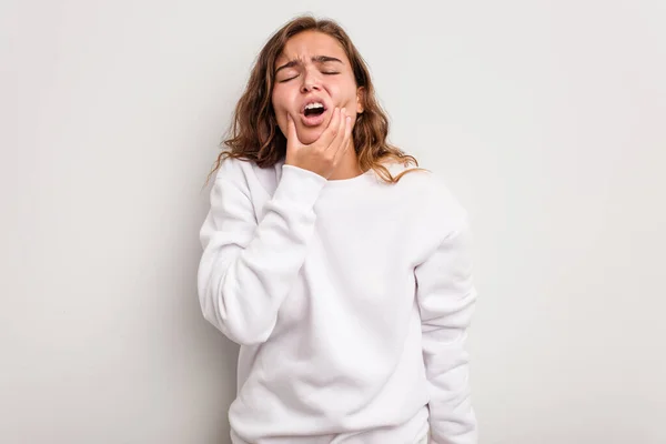 Giovane Donna Caucasica Isolata Sfondo Blu Con Forte Dolore Denti — Foto Stock