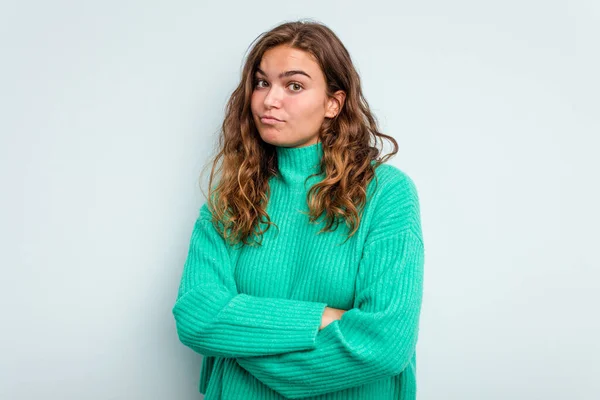 Young Caucasian Woman Isolated Blue Background Unhappy Looking Camera Sarcastic — Stock Photo, Image