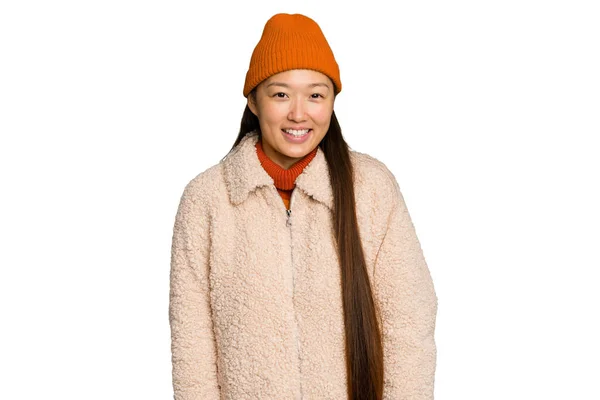 Junge Asiatische Frau Trägt Winterkleidung Isoliert Auf Grünem Farbhintergrund Glücklich — Stockfoto