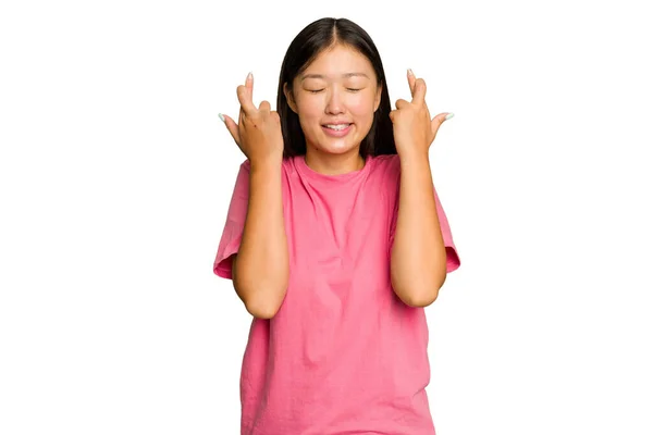 Joven Mujer Asiática Aislada Sobre Fondo Croma Verde Cruzando Dedos —  Fotos de Stock