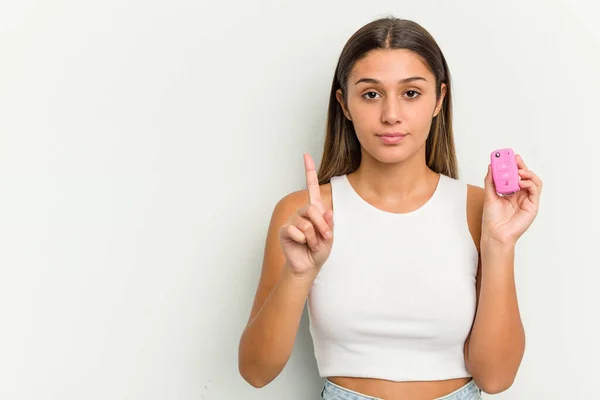 Young Indian Woman Holding Electronic Pink Car Keys Showing Number — Stock Photo, Image