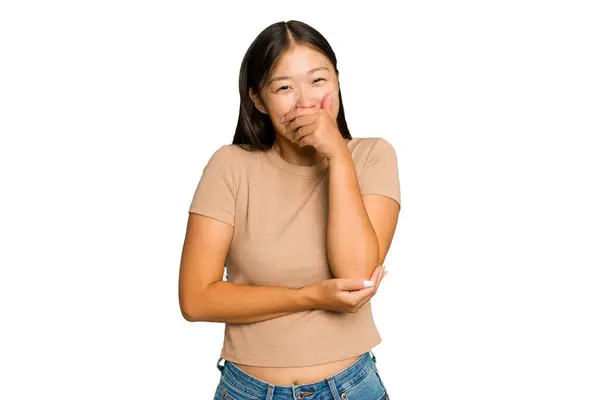 Mladý Asijský Žena Izolovaný Zelený Chroma Pozadí Smích Šťastný Bezstarostný — Stock fotografie