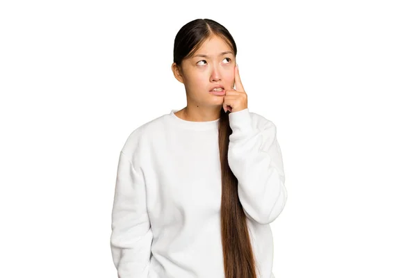 Young Asian Woman Isolated Green Chroma Background Crying Unhappy Something — Stock Photo, Image