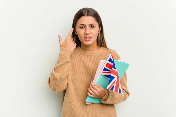 Mladá Indická Žena Držící Vlajku Spojeného Království Izolované Bílém Pozadí — Stock fotografie
