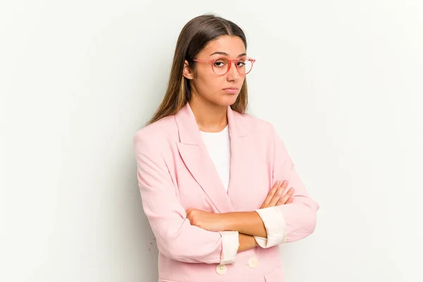Young Indian Woman Isolated White Background Suspicious Uncertain Examining You — Stock Photo, Image