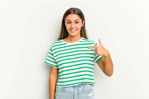 Young Indian Woman Isolated White Background Person Pointing Hand Shirt — Stock Photo, Image