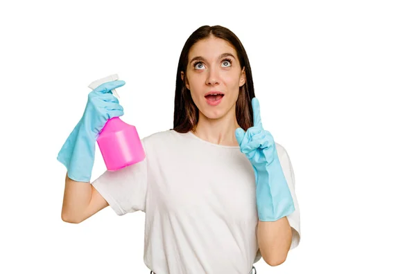 Young Cleaner Woman Isolated Pointing Upside Opened Mouth — Stock Photo, Image