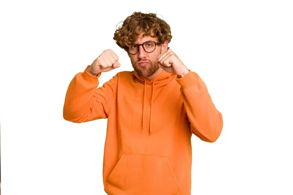 Young Caucasian Man Isolated Green Chroma Background Throwing Punch Anger — Stock Photo, Image