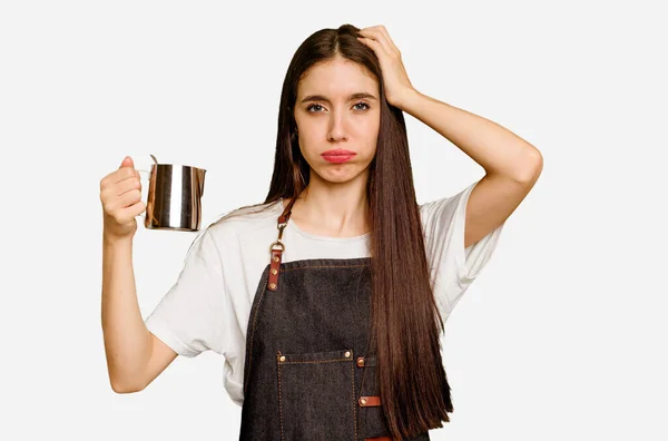 Jovem Barista Caucasiana Mulher Isolada Sendo Chocada Ela Lembrou Reunião — Fotografia de Stock