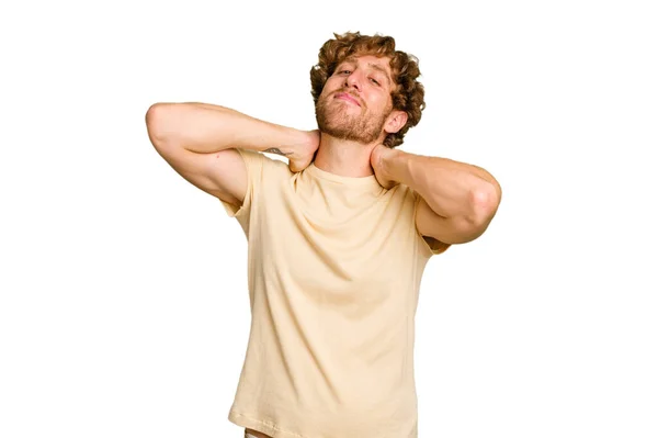 Jonge Blanke Man Geïsoleerd Groene Chroma Achtergrond Stretching Armen Ontspannen — Stockfoto