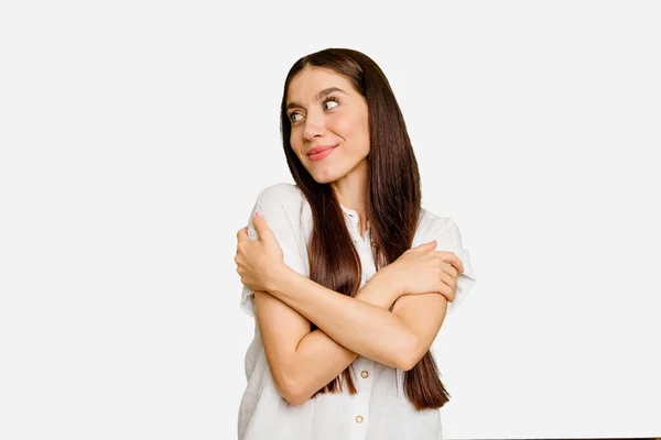 Jeune Femme Aux Cheveux Longs Caucasiens Câlins Isolés Souriant Insouciant — Photo