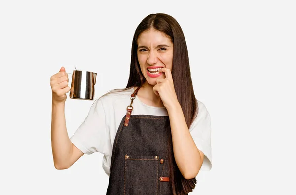 Jonge Barista Blanke Vrouw Geïsoleerde Bijtende Nagels Nerveus Zeer Angstig — Stockfoto