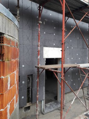 Evin ön duvarlarının termal ve akustik yalıtım sistemi - vergi indirimleri