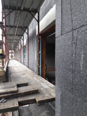 Evin ön duvarlarının termal ve akustik yalıtım sistemi - vergi indirimleri