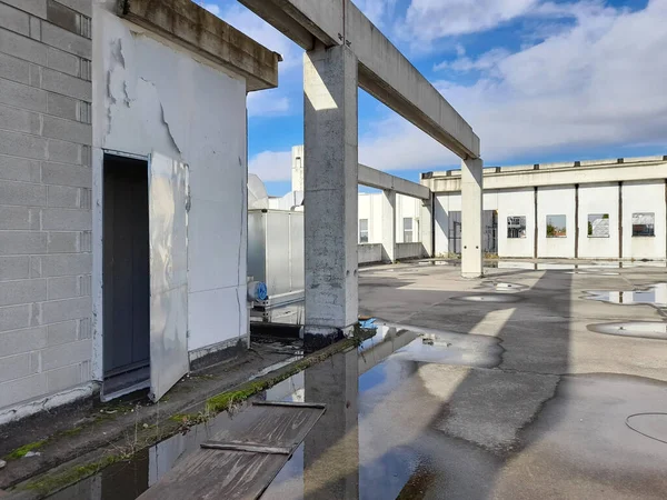 Gran Edificio Industrial Abandonado Descomposición — Foto de Stock