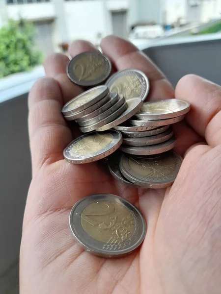 Monete Euro Nelle Mani Uomo — Foto Stock