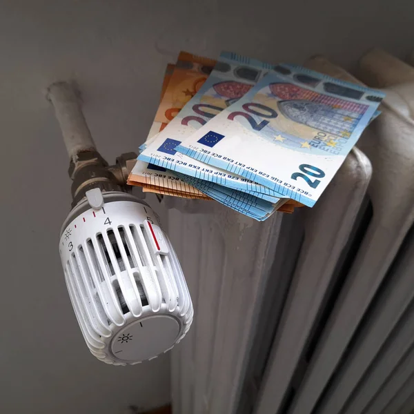Термостатический Клапан Отопления Дома — стоковое фото
