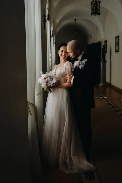 Elegant Wedding Couple Interior Old Castle City Nesvizh — Stock Photo, Image