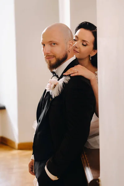 Élégant Couple Mariage Intérieur Vieux Château Dans Ville Nesvizh — Photo