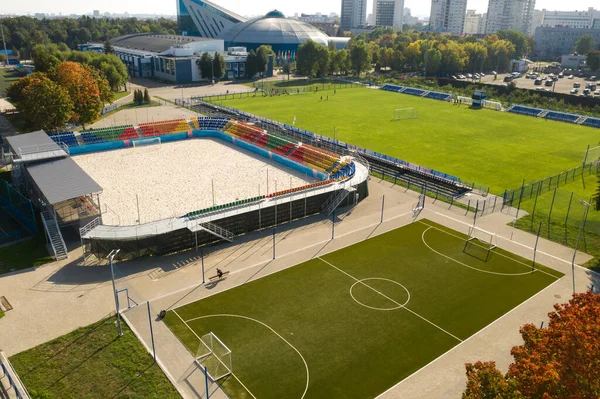 Complejo Deportivo Centro Minsk Con Campos Deportes Aire Libre Para —  Fotos de Stock