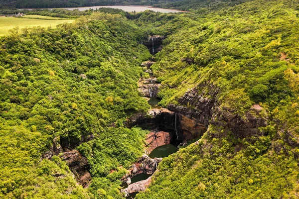 Vista Aérea Cima Cachoeira Tamarin Sete Cascatas Nas Selvas Tropicais — Fotografia de Stock