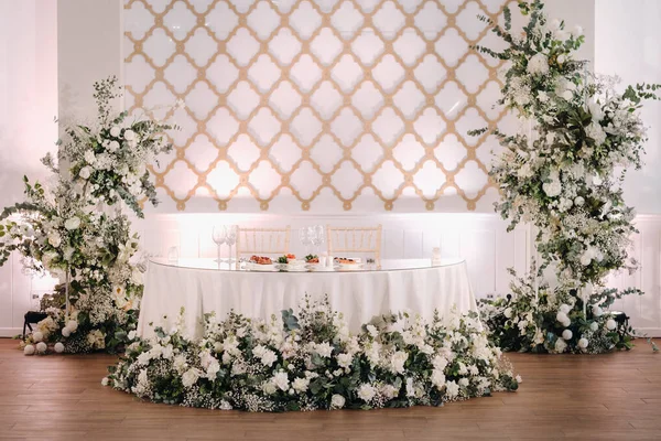 Dekorerat Bord För Bröllopsmottagning Restaurang Bröllopsinredning — Stockfoto
