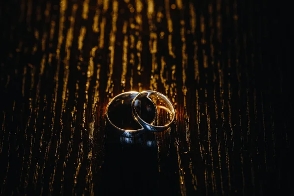 Par Anillos Boda Oro Dos Anillos Boda — Foto de Stock